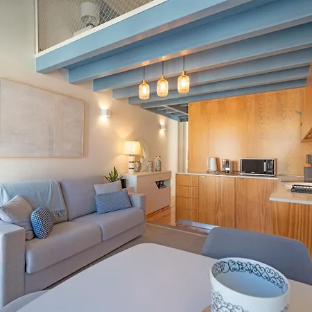 Figueirinhas Blue Apartman